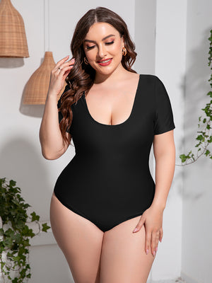 Plus Size Scoop Neck Short Sleeve One-Piece Swimsuit in Black