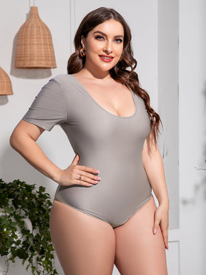 Plus Size Scoop Neck Short Sleeve One-Piece Swimsuit in gray