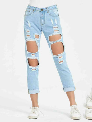 Artsy Fartsy Buttoned Distressed Cropped Jeans